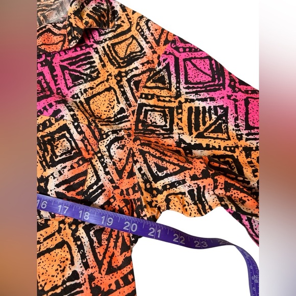 Vintage 90s Island Native Hawaiian Aztec Print Short Sleeve Button Up Shirt Neon - Picture 3 of 8